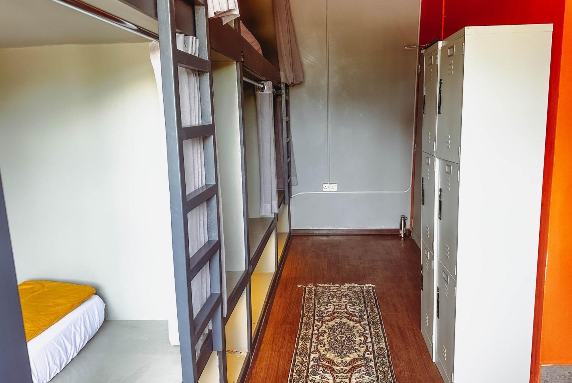 Arch Dormitorio Cenang بانتايْ تْشينانغ المظهر الخارجي الصورة