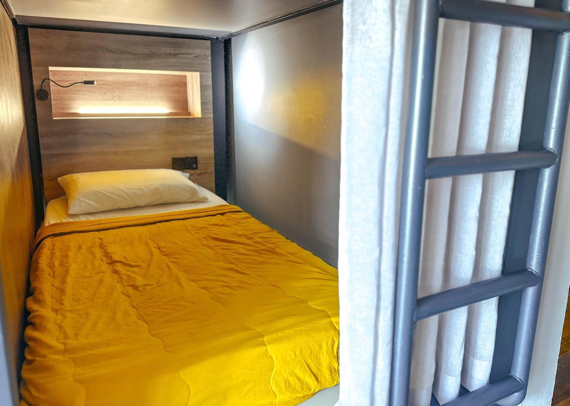 Arch Dormitorio Cenang بانتايْ تْشينانغ المظهر الخارجي الصورة