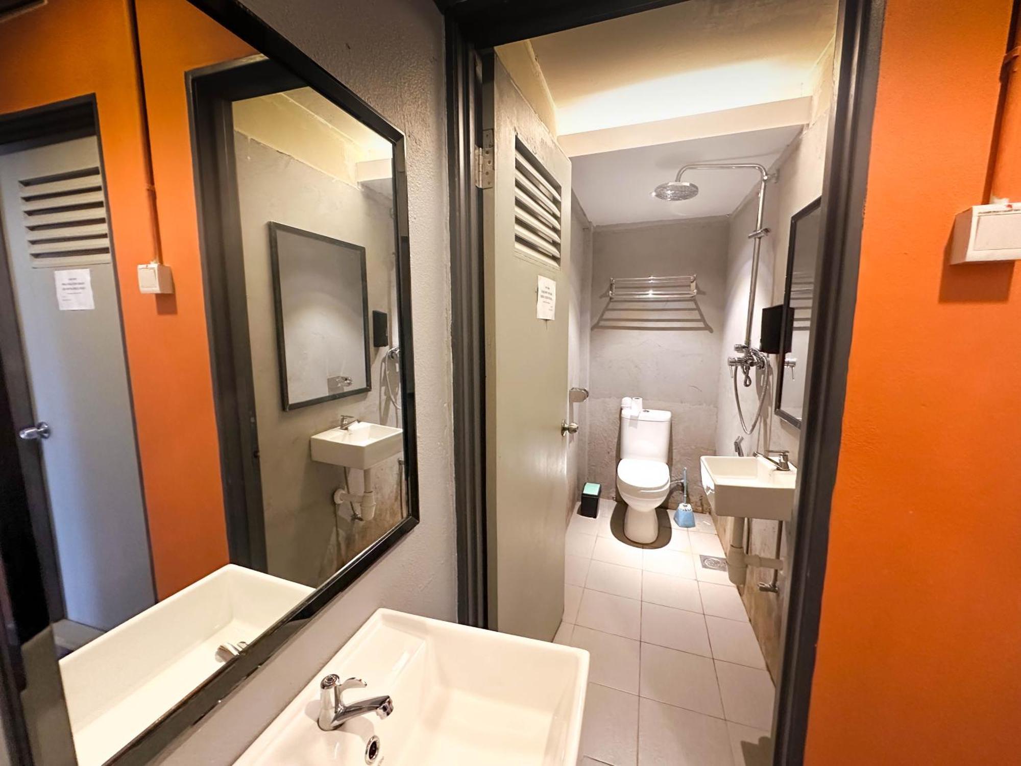 Arch Dormitorio Cenang بانتايْ تْشينانغ المظهر الخارجي الصورة